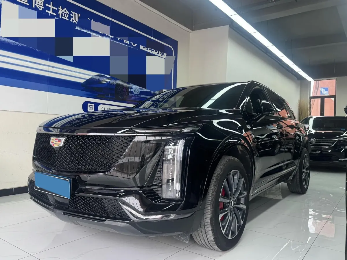 2025 Cadillac XT5 2.0T 237HP L4 9AT,autocango,china used car exporter,china ev exporter,chinese used car exporter,chinese used ev exporter