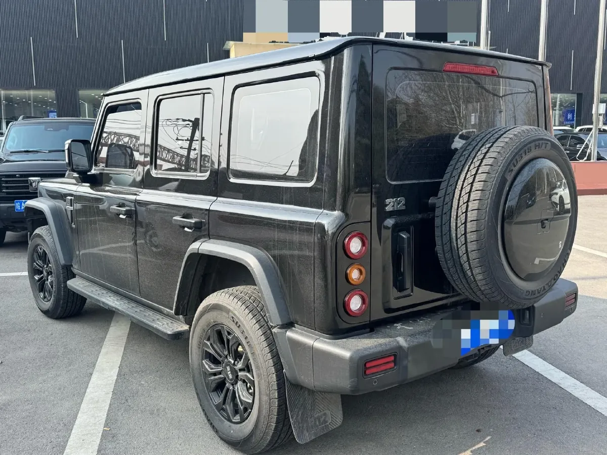 2024 212 212 T01 2.0T 252HP L4 8AT,autocango,china used car exporter,china ev exporter,chinese used car exporter,chinese used ev exporter