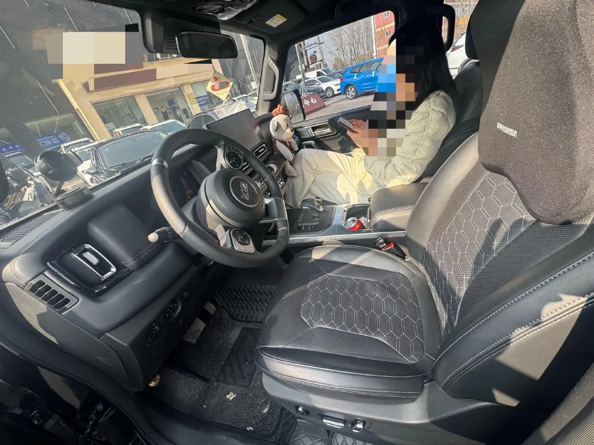 2024 212 212 T01 2.0T 252HP L4 8AT,autocango,china used car exporter,china ev exporter,chinese used car exporter,chinese used ev exporter