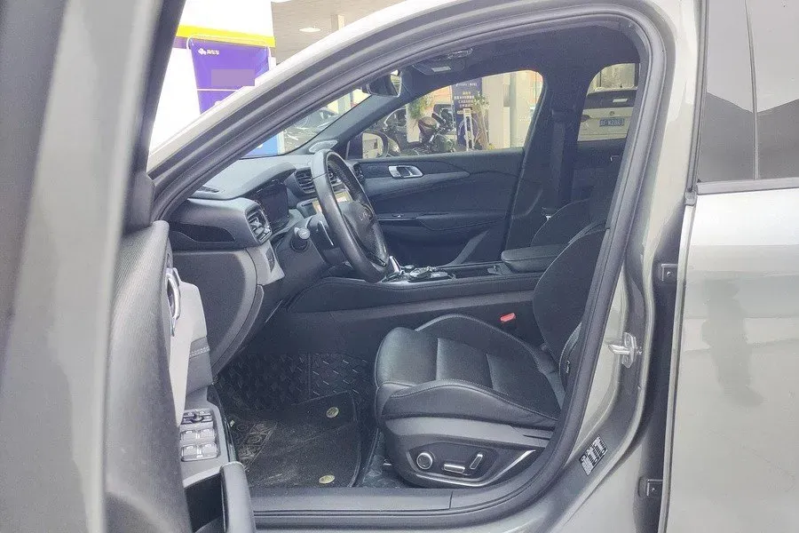 2022 LYNK&CO 03 1.5T 180HP L3 7DCT,autocango,china used car exporter,china ev exporter,chinese used car exporter,chinese used ev exporter