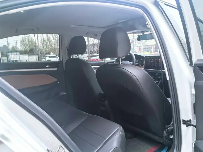 2023 Volkswagen Bora 1.2T 116HP L4 7DCT,autocango,china used car exporter,china ev exporter,chinese used car exporter,chinese used ev exporter