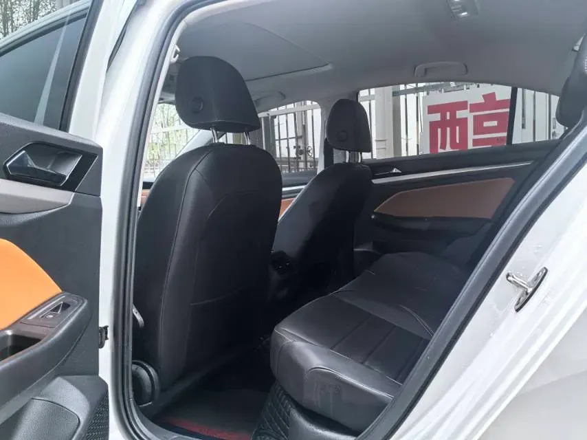 2023 Volkswagen Bora 1.2T 116HP L4 7DCT,autocango,china used car exporter,china ev exporter,chinese used car exporter,chinese used ev exporter