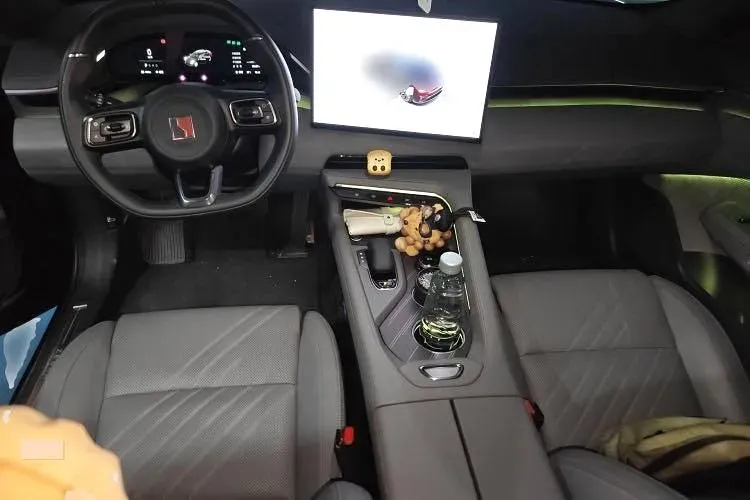 2024 Zeekr 001 BEV 100KWH,autocango,china used car exporter,china ev exporter,chinese used car exporter,chinese used ev exporter