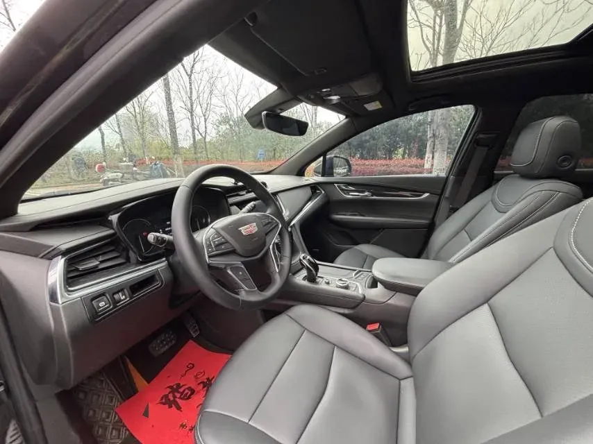 2020 Cadillac XT5 2.0T 241HP L4 9AT,autocango,china used car exporter,china ev exporter,chinese used car exporter,chinese used ev exporter