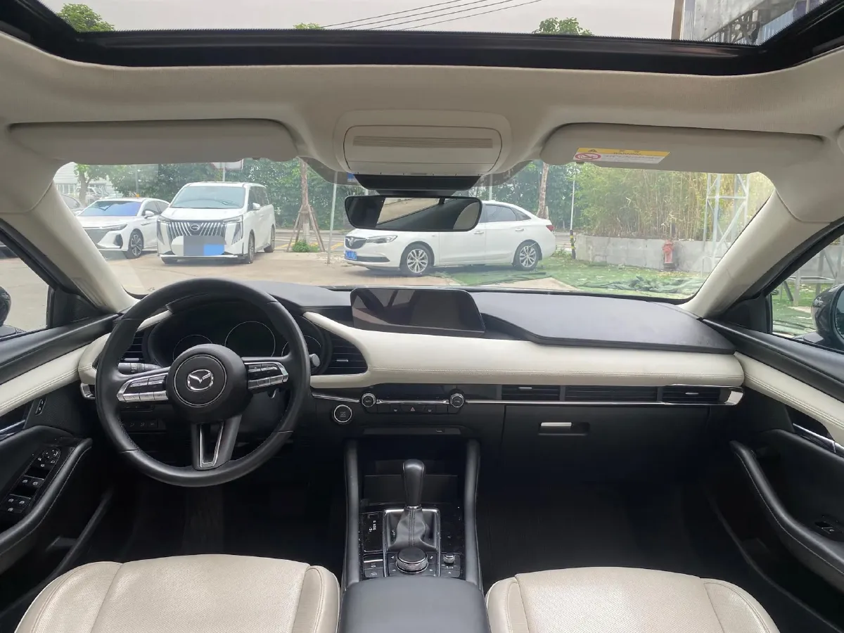 2020 Mazda 3 Axela 2.0L 180HP L4 6AT,autocango,china used car exporter,china ev exporter,chinese used car exporter,chinese used ev exporter