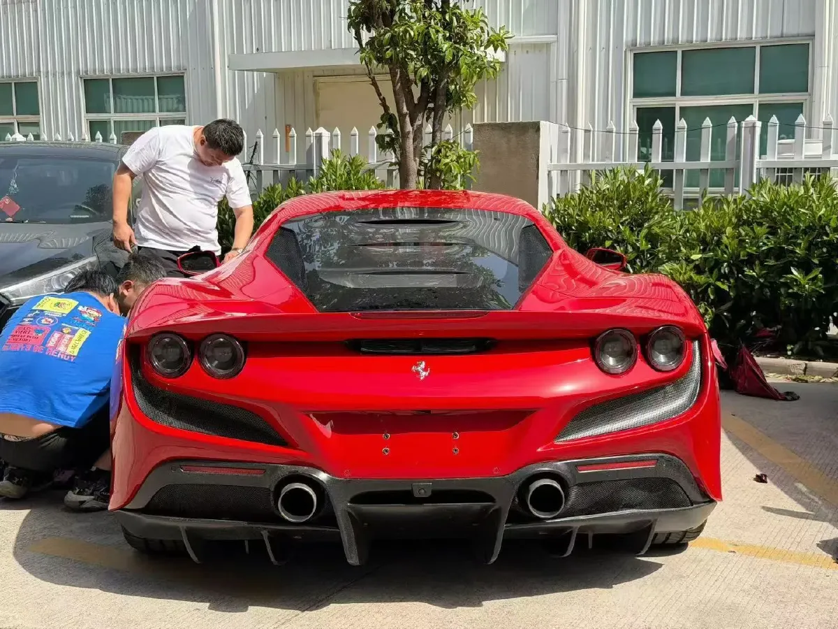 2020 Ferrari F8 3.9T 720HP V8 7DCT,autocango,china used car exporter,china ev exporter,chinese used car exporter,chinese used ev exporter