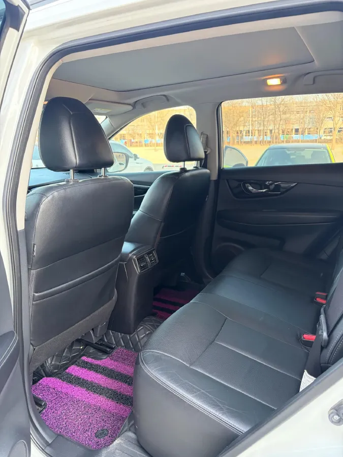 2019 Nissan X-Trail 2.0L 154HP L4 CVT,autocango,china used car exporter,china ev exporter,chinese used car exporter,chinese used ev exporter