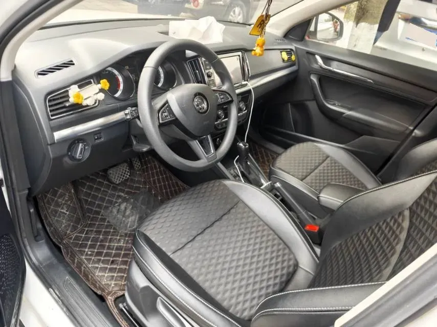 2018 Skoda Kamiq 1.5L 110HP L4 6AT,autocango,china used car exporter,china ev exporter,chinese used car exporter,chinese used ev exporter