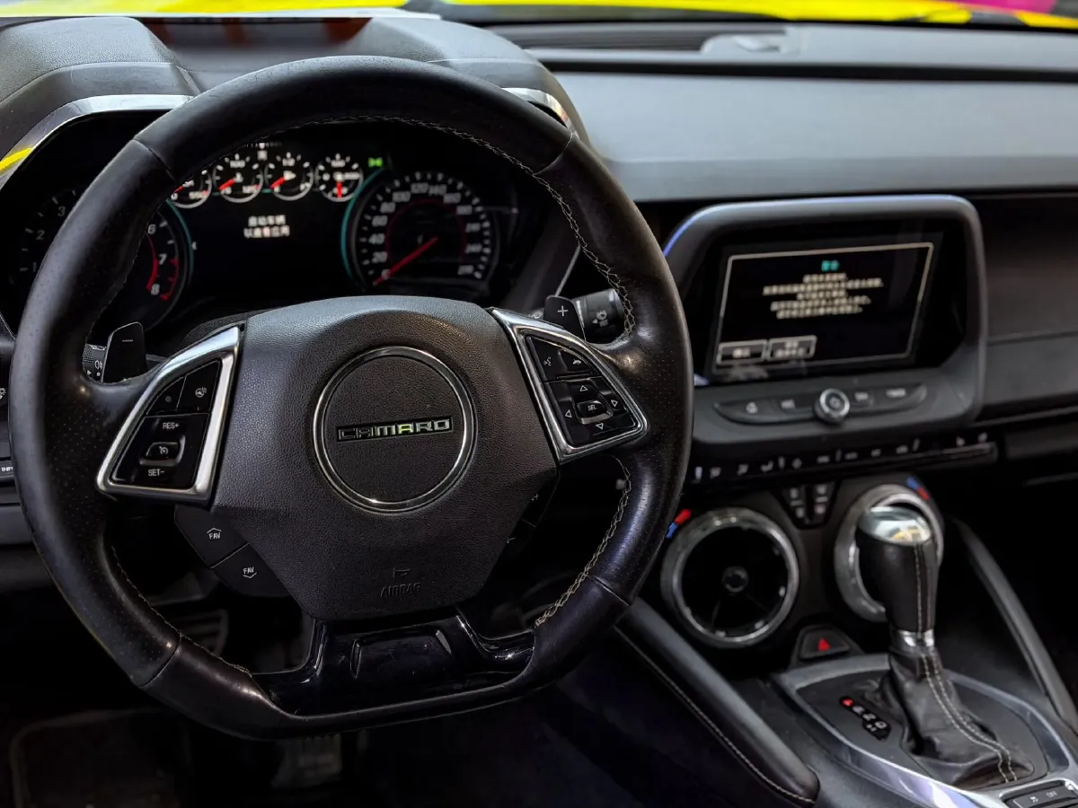 2017 Chevrolet Camaro 2.0T 275HP L4 8AT,autocango,china used car exporter,china ev exporter,chinese used car exporter,chinese used ev exporter