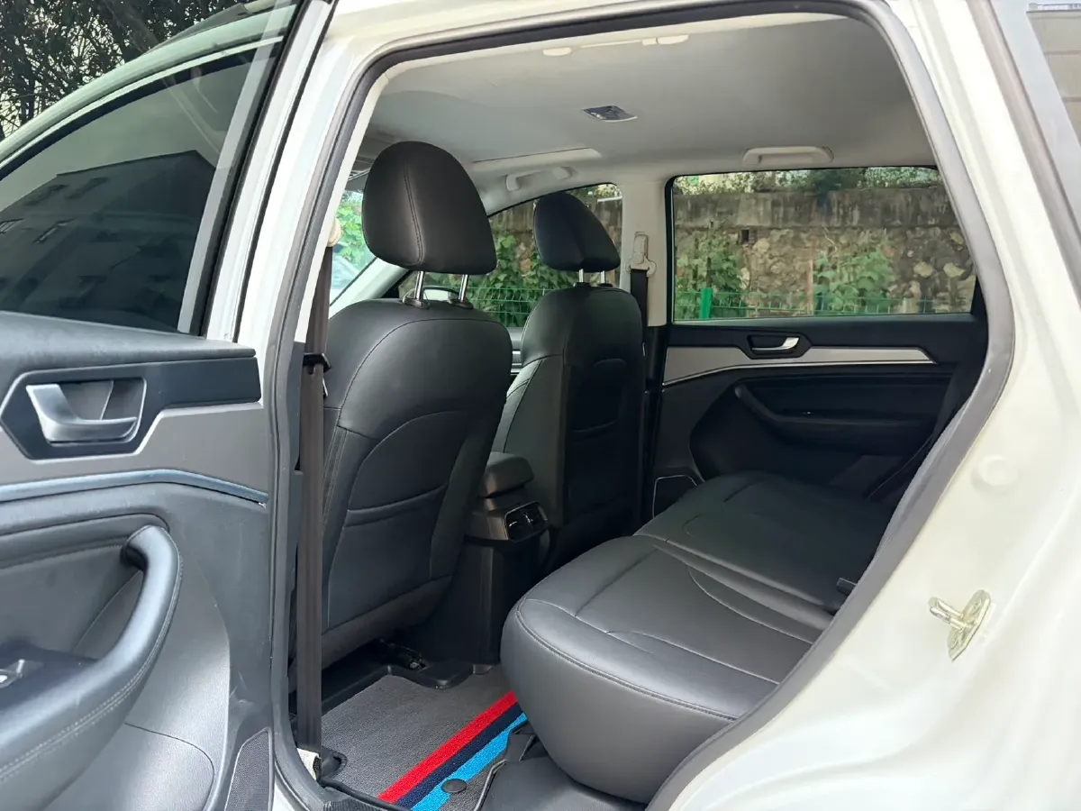 2020 Haval H6 1.5T 169HP L4 7DCT,autocango,china used car exporter,china ev exporter,chinese used car exporter,chinese used ev exporter