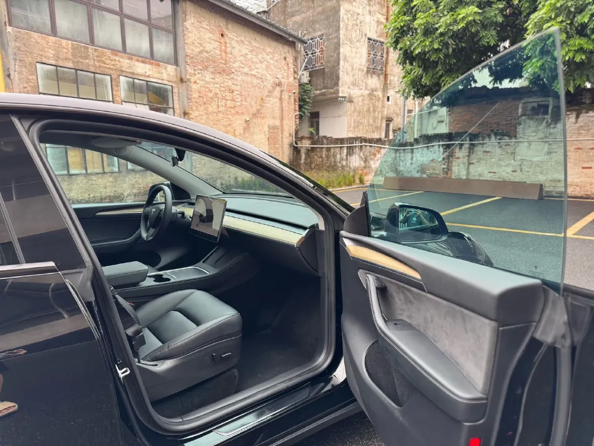 2023 Tesla Model Y BEV 78.4KWH,autocango,china used car exporter,china ev exporter,chinese used car exporter,chinese used ev exporter