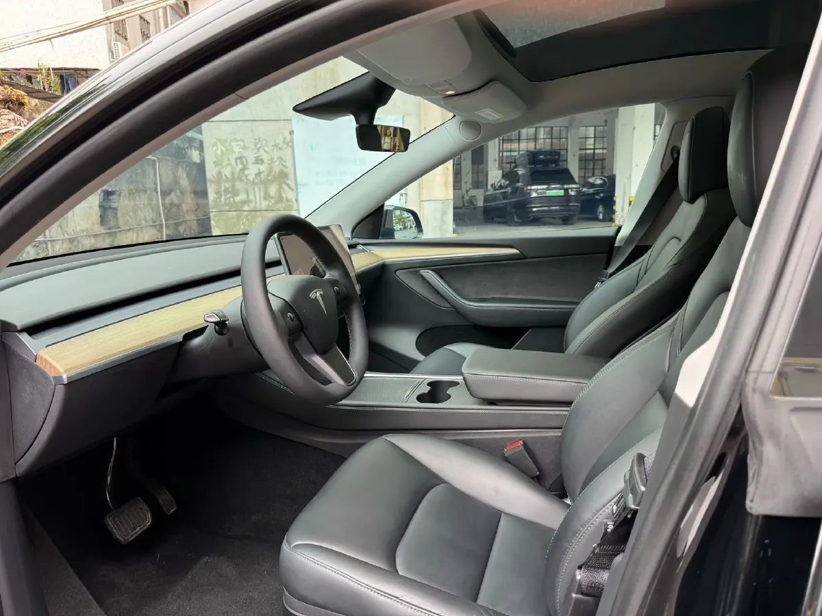 2023 Tesla Model Y BEV 78.4KWH,autocango,china used car exporter,china ev exporter,chinese used car exporter,chinese used ev exporter