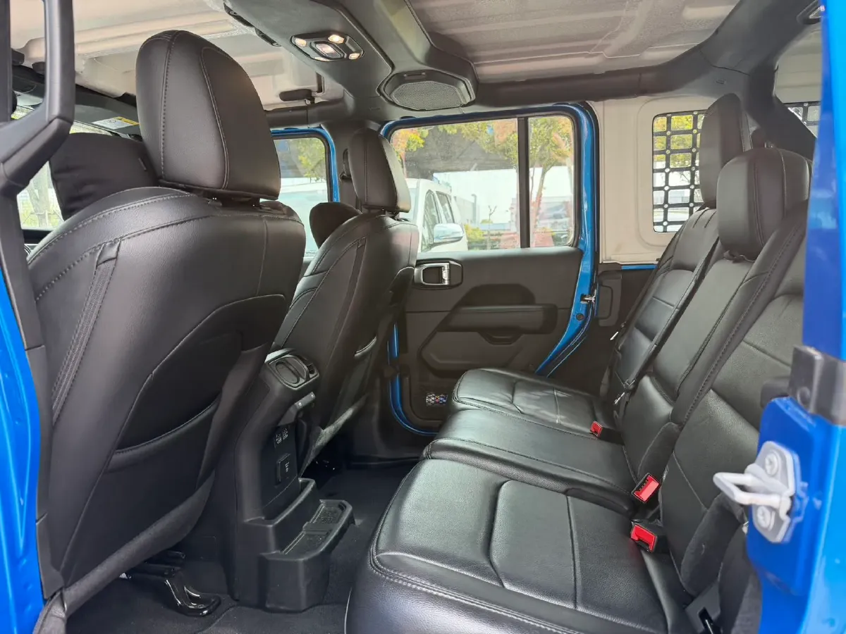 2022 Mercedes-Benz E Class 2.0T 258HP L4 9AT,autocango,china used car exporter,china ev exporter,chinese used car exporter,chinese used ev exporter