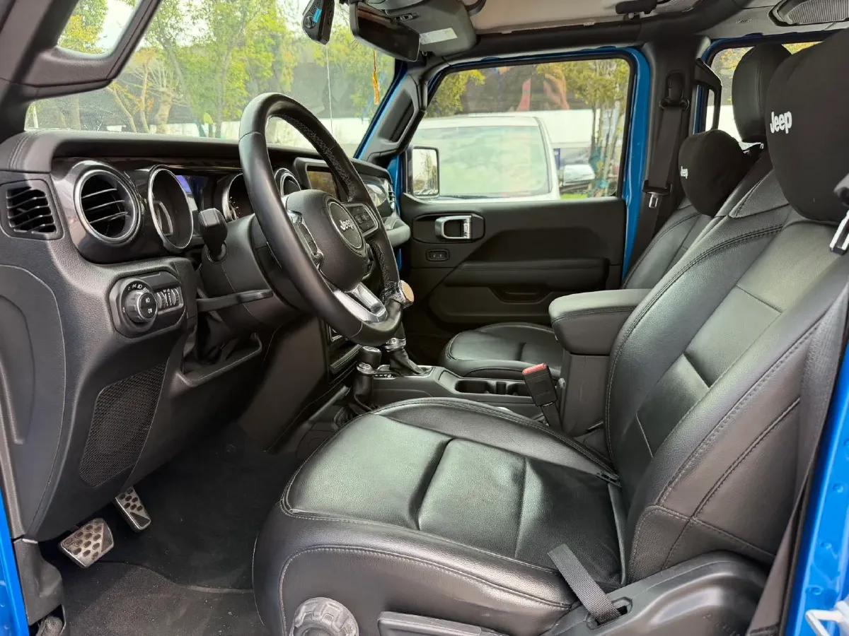 2022 Mercedes-Benz E Class 2.0T 258HP L4 9AT,autocango,china used car exporter,china ev exporter,chinese used car exporter,chinese used ev exporter