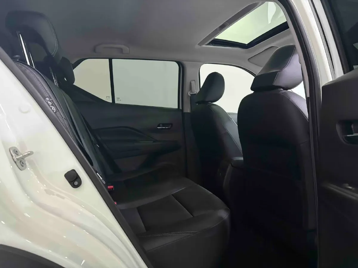 2022 Nissan Kicks 1.5L 122HP L4 CVT,autocango,china used car exporter,china ev exporter,chinese used car exporter,chinese used ev exporter