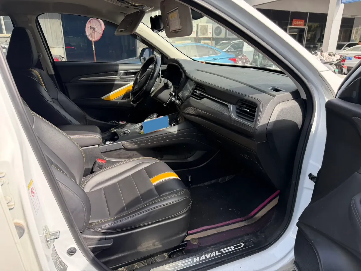 2020 Haval F7 2.0T 224HP L4 7DCT,autocango,china used car exporter,china ev exporter,chinese used car exporter,chinese used ev exporter