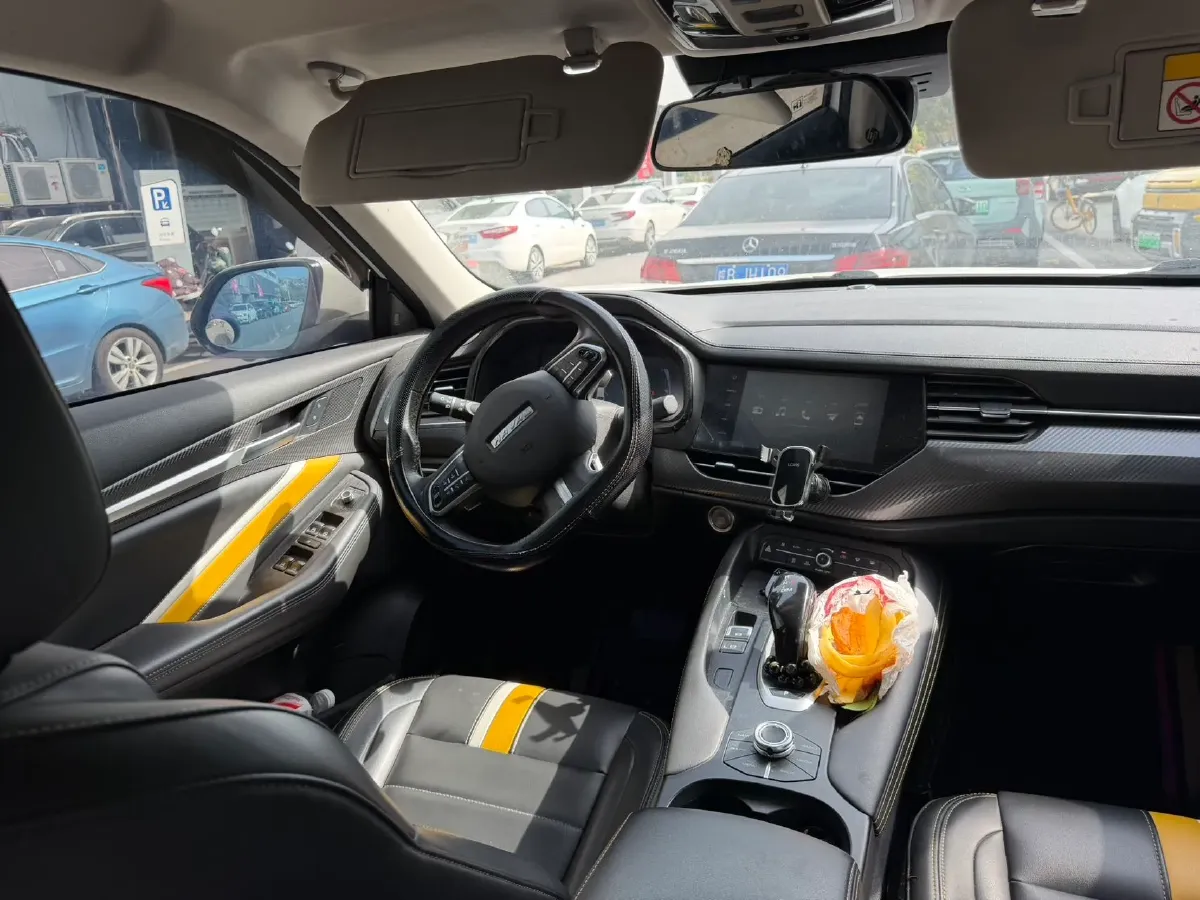 2020 Haval F7 2.0T 224HP L4 7DCT,autocango,china used car exporter,china ev exporter,chinese used car exporter,chinese used ev exporter