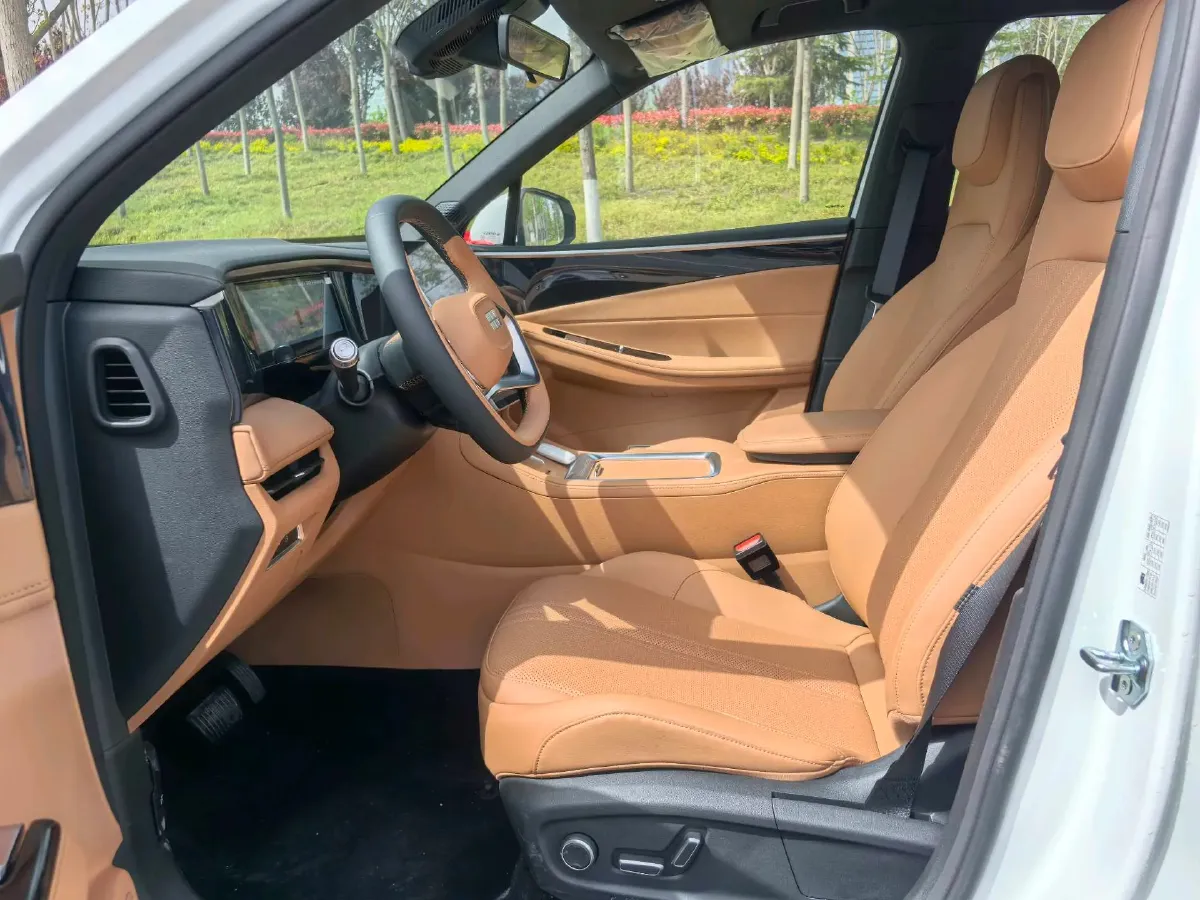 2025 BYD Sea Lion 05 DM-i 1.5L 101HP L4 E-CVT PHEV 18.3KWH,autocango,china used car exporter,china ev exporter,chinese used car exporter,chinese used ev exporter