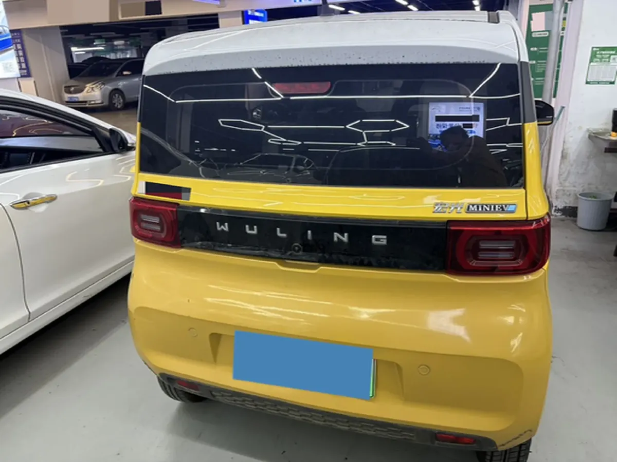 2021 WuLing HongGuang MINI EV BEV 9KWH,autocango,china used car exporter,china ev exporter,chinese used car exporter,chinese used ev exporter
