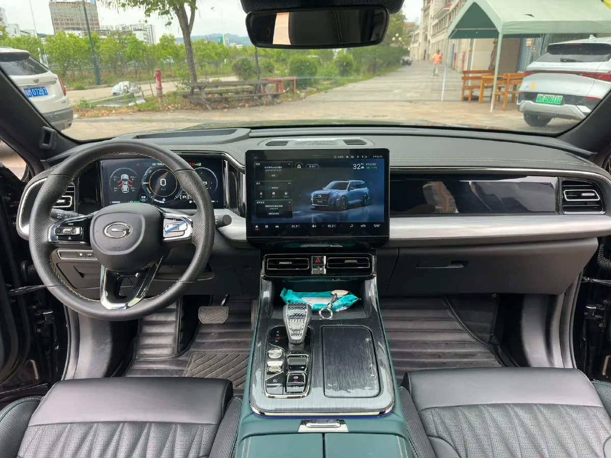 2022 GAC Trumpchi GS8 2.0T 190HP L4 E-CVT Hybrid,autocango,china used car exporter,china ev exporter,chinese used car exporter,chinese used ev exporter