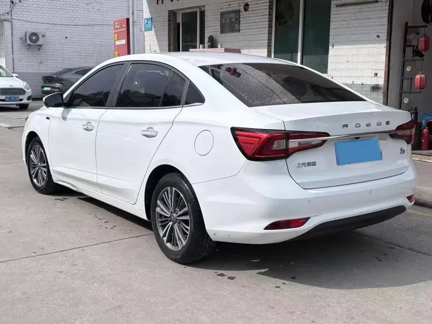 2019 Roewe i5 1.5L 120HP L4 CVT,autocango,china used car exporter,china ev exporter,chinese used car exporter,chinese used ev exporter