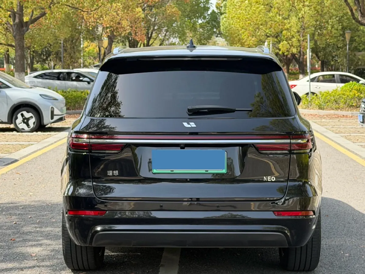 2020 Li ONE Range Extended 131HP REEV 40.5KWH,autocango,china used car exporter,china ev exporter,chinese used car exporter,chinese used ev exporter