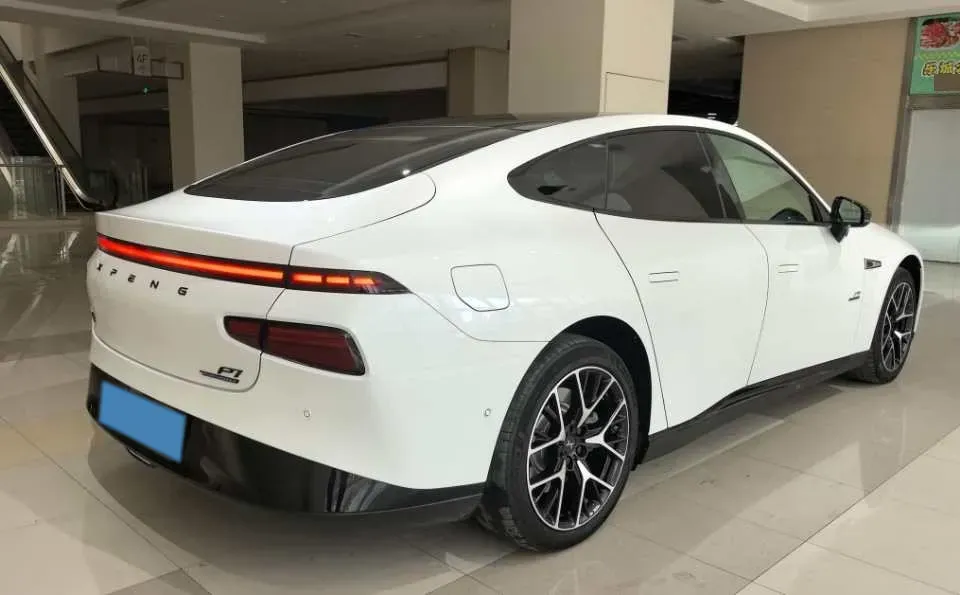 2023 Xpeng P7 BEV 86.2KWH,autocango,china used car exporter,china ev exporter,chinese used car exporter,chinese used ev exporter