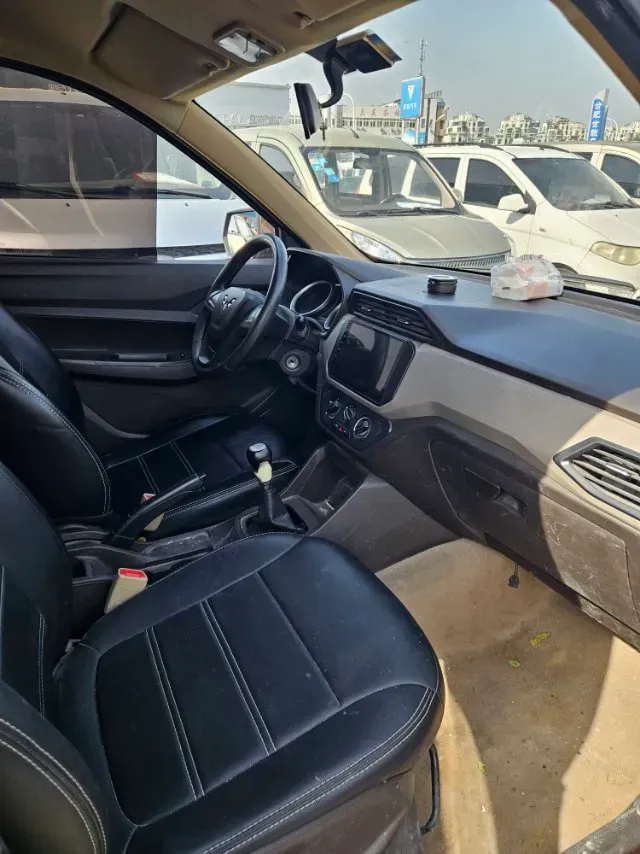 2018 WuLing HongGuang 1.5L 105HP L4 5MT,autocango,china used car exporter,china ev exporter,chinese used car exporter,chinese used ev exporter