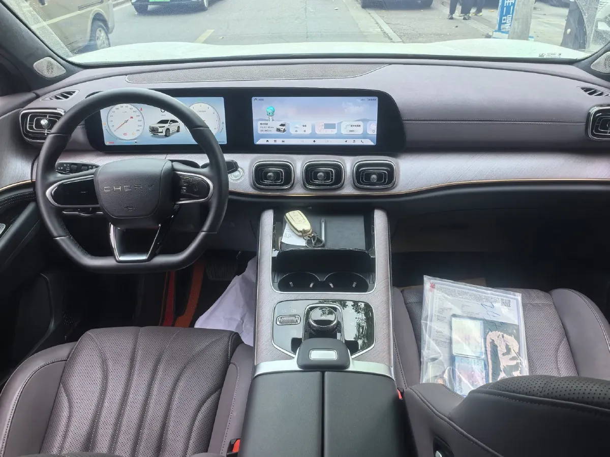 2025 Chery Tiggo 9 2.0T 261HP L4 8AT,autocango,china used car exporter,china ev exporter,chinese used car exporter,chinese used ev exporter