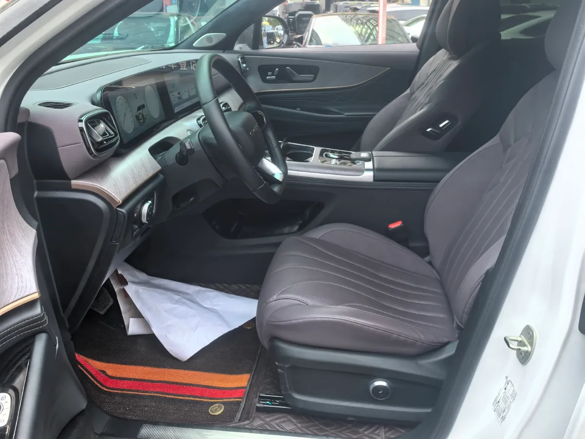 2025 Chery Tiggo 9 2.0T 261HP L4 8AT,autocango,china used car exporter,china ev exporter,chinese used car exporter,chinese used ev exporter