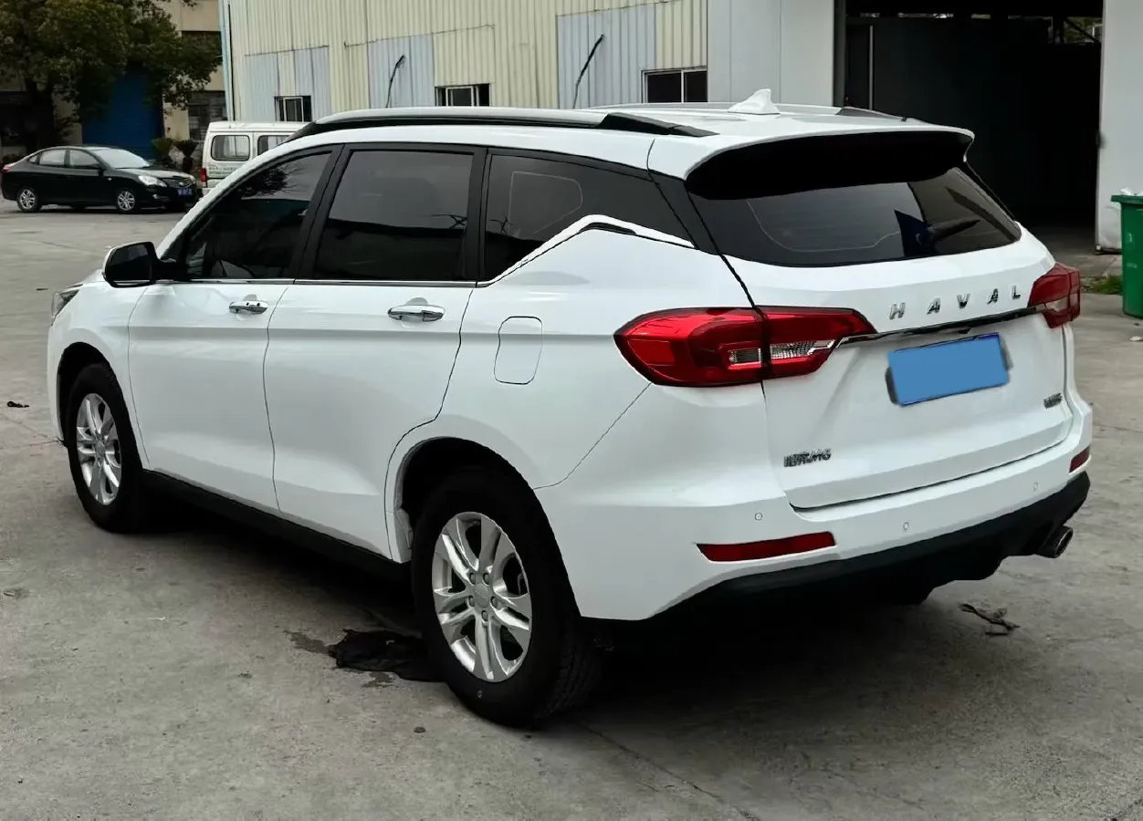2019 Haval M6 1.5T 150HP L4 7DCT,autocango,china used car exporter,china ev exporter,chinese used car exporter,chinese used ev exporter