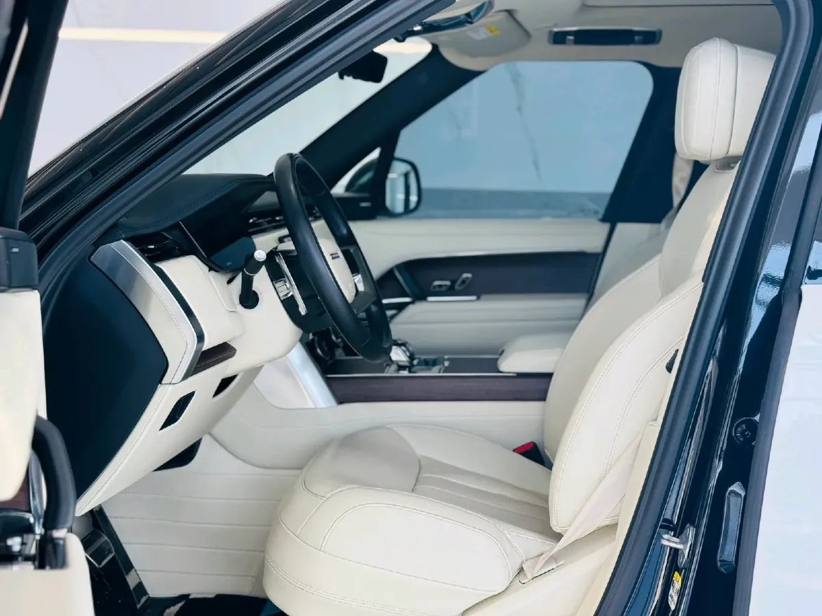 2023 Land Rover Range Rover 3.0T 360HP L6 8AT,autocango,china used car exporter,china ev exporter,chinese used car exporter,chinese used ev exporter