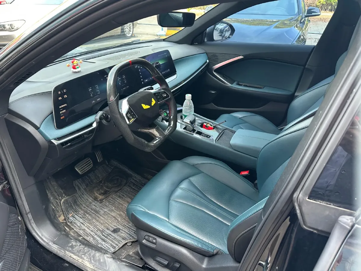 2023 MG 7 2.0T 261HP L4 9AT,autocango,china used car exporter,china ev exporter,chinese used car exporter,chinese used ev exporter