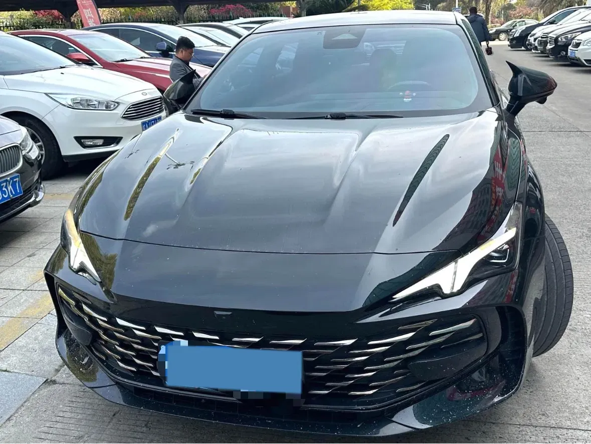 2023 MG 7 2.0T 261HP L4 9AT,autocango,china used car exporter,china ev exporter,chinese used car exporter,chinese used ev exporter