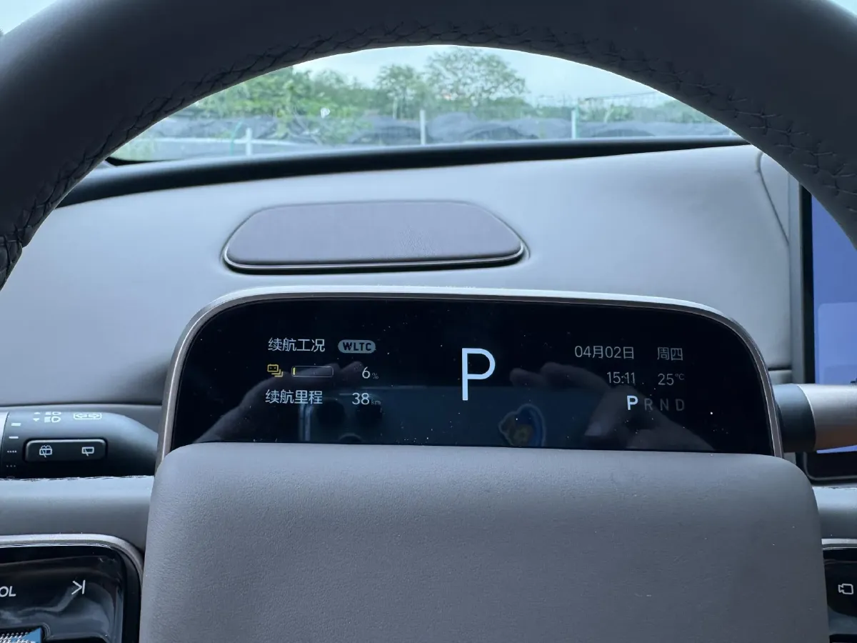 2025 Li i8 BEV,autocango,china used car exporter,china ev exporter,chinese used car exporter,chinese used ev exporter