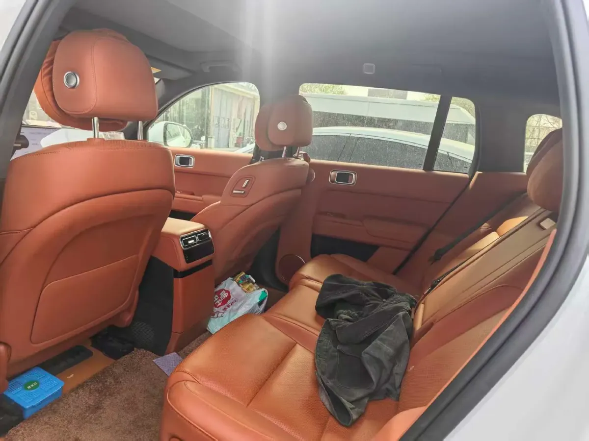 2024 Li L8 Range Extended 154HP REEV 42.8KWH,autocango,china used car exporter,china ev exporter,chinese used car exporter,chinese used ev exporter