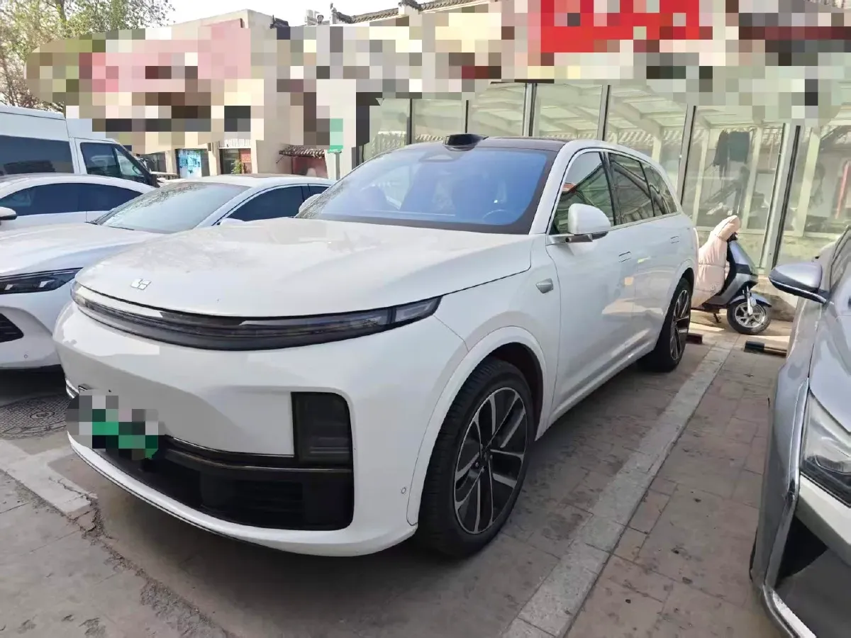 2024 Li L8 Range Extended 154HP REEV 42.8KWH,autocango,china used car exporter,china ev exporter,chinese used car exporter,chinese used ev exporter