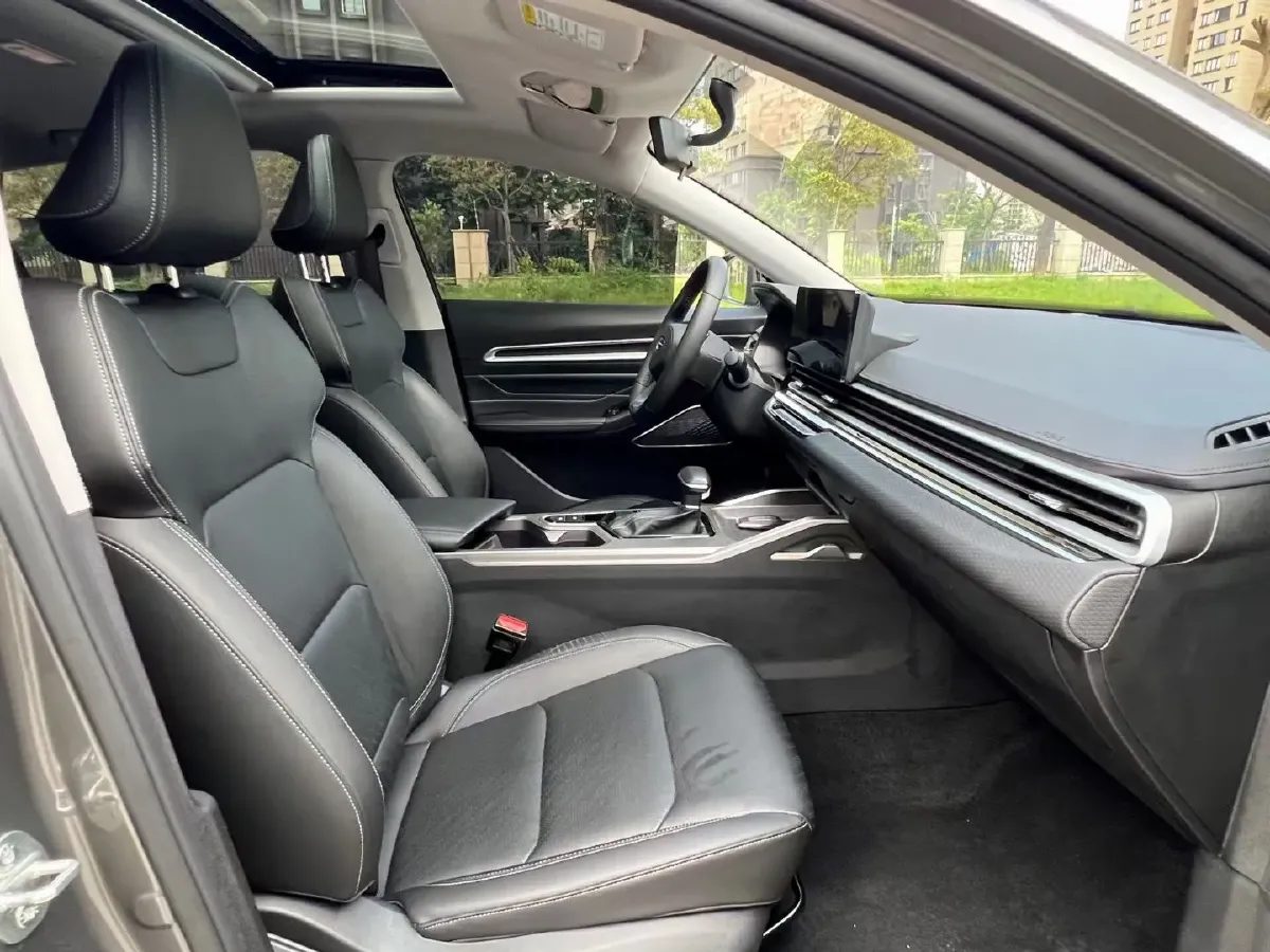 2023 Geely Emgrand 1.5L 127HP L4 CVT,autocango,china used car exporter,china ev exporter,chinese used car exporter,chinese used ev exporter