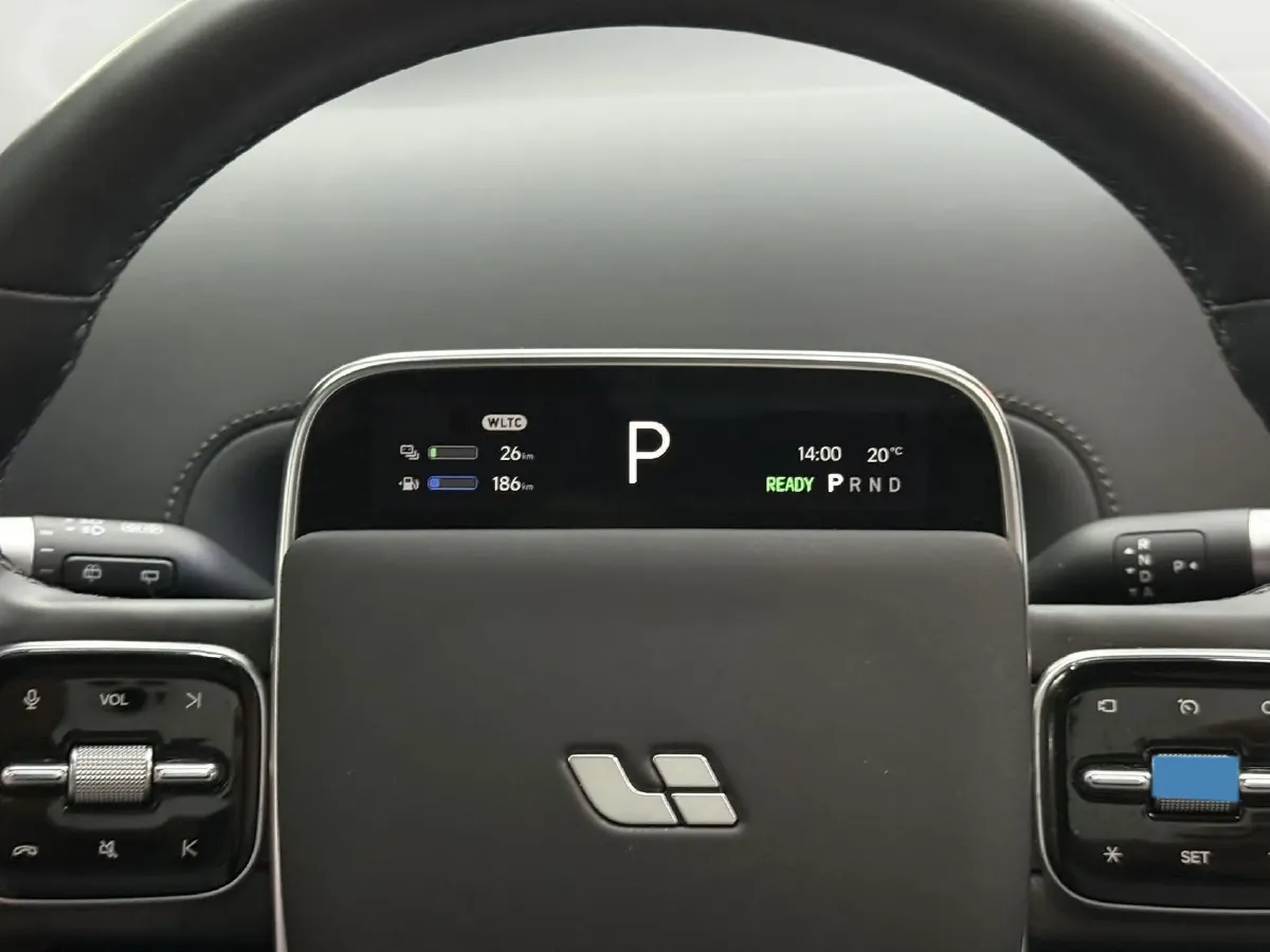 2024 Ford Bronco 2.3T 275HP L4 10AT,autocango,china used car exporter,china ev exporter,chinese used car exporter,chinese used ev exporter