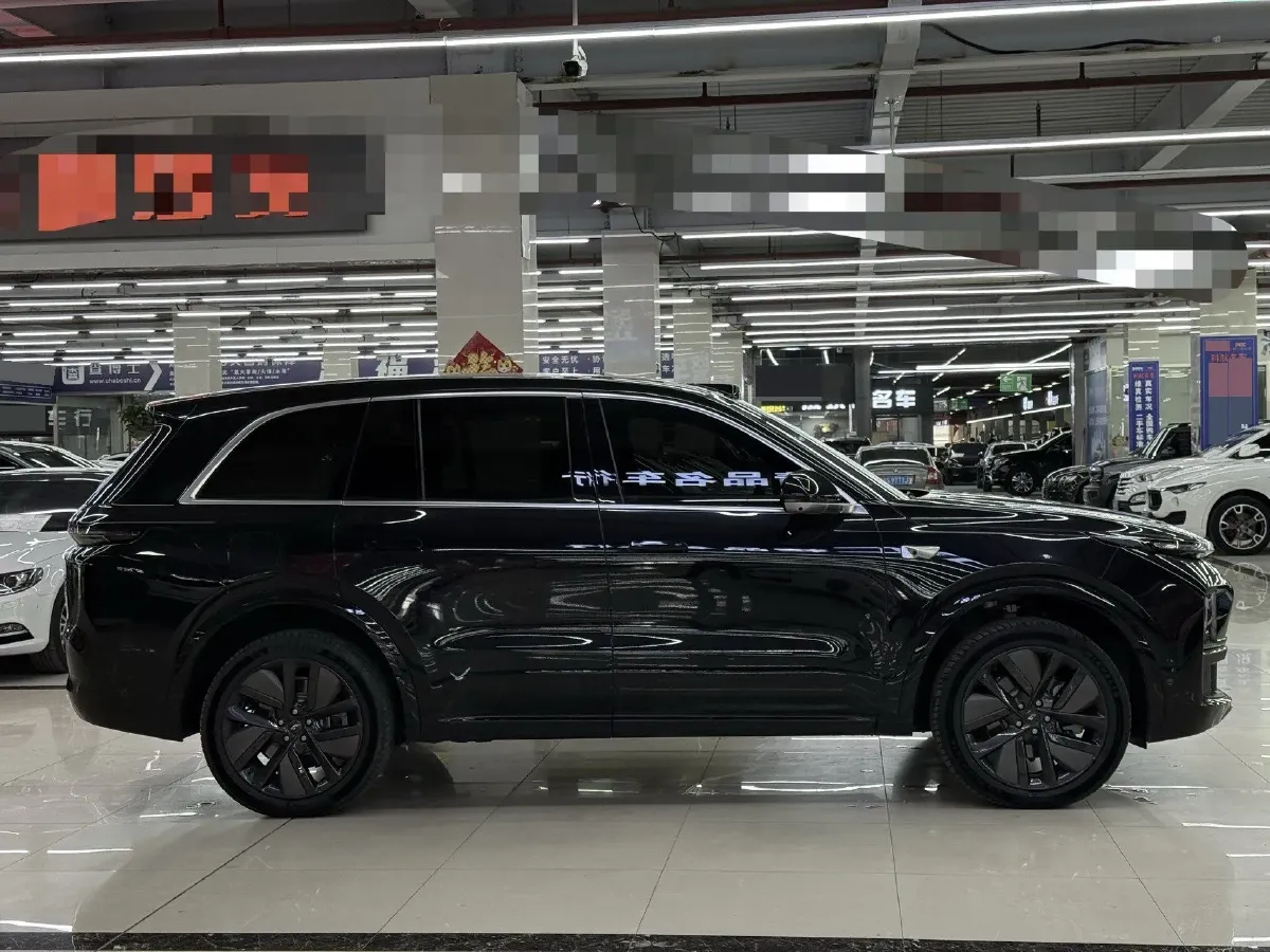 2024 Ford Bronco 2.3T 275HP L4 10AT,autocango,china used car exporter,china ev exporter,chinese used car exporter,chinese used ev exporter