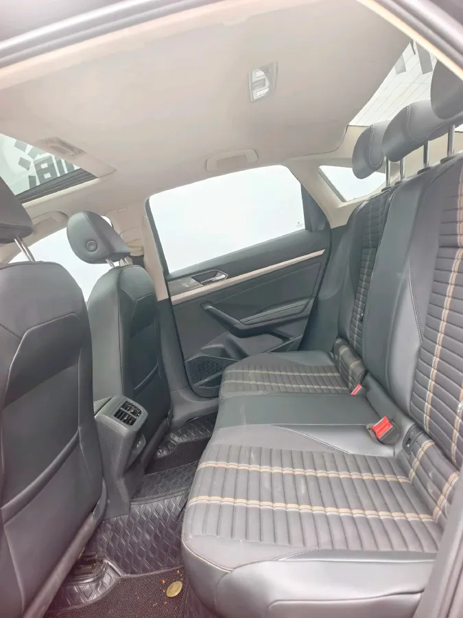 2018 Skoda Karoq 1.4T 150HP L4 7DCT,autocango,china used car exporter,china ev exporter,chinese used car exporter,chinese used ev exporter