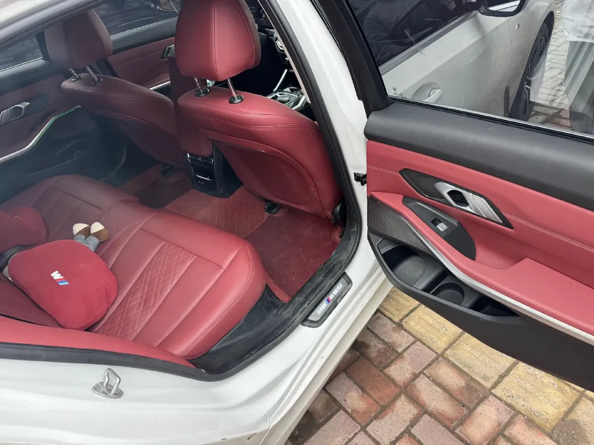 2024 BMW 3 Series 2.0T 184HP L4 8AT,autocango,china used car exporter,china ev exporter,chinese used car exporter,chinese used ev exporter