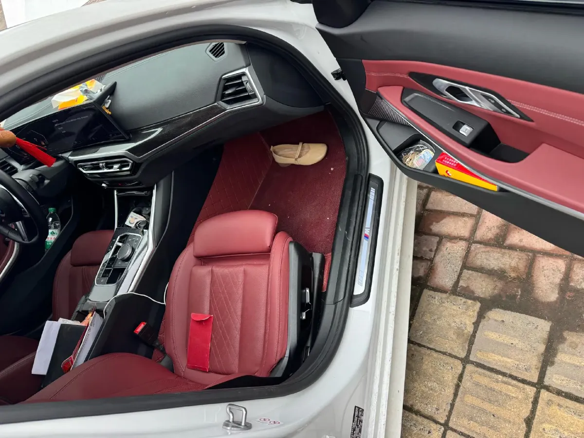 2024 BMW 3 Series 2.0T 184HP L4 8AT,autocango,china used car exporter,china ev exporter,chinese used car exporter,chinese used ev exporter