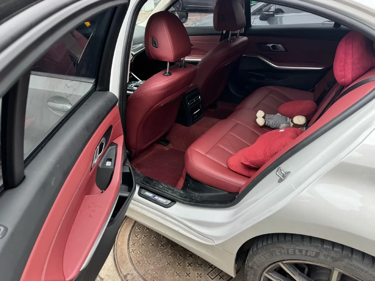 2024 BMW 3 Series 2.0T 184HP L4 8AT,autocango,china used car exporter,china ev exporter,chinese used car exporter,chinese used ev exporter