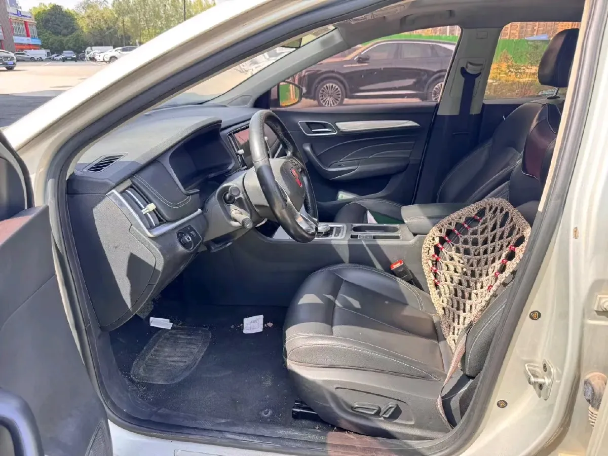 2017 Roewe i6 1.0T 125HP L3 2AT PHEV,autocango,china used car exporter,china ev exporter,chinese used car exporter,chinese used ev exporter