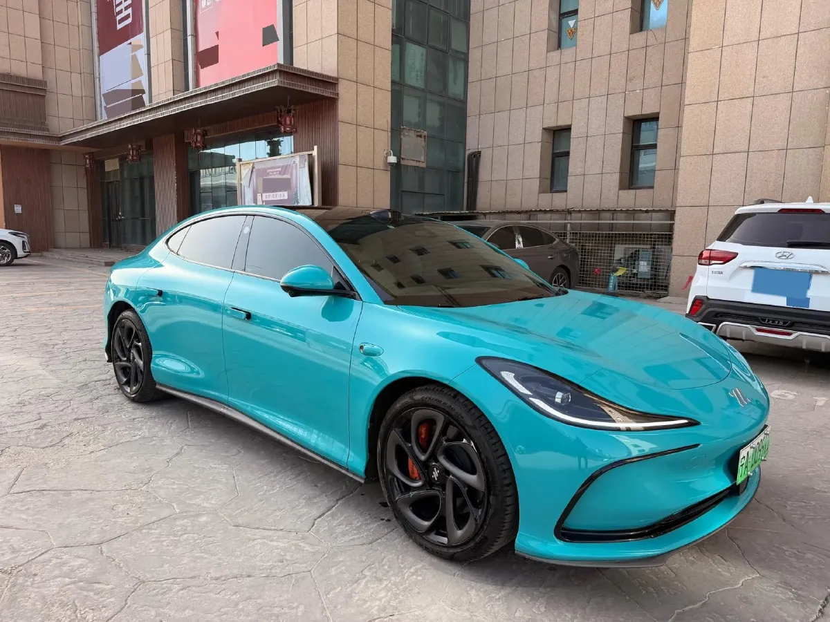 2024 IM L6 BEV 75KWH,autocango,china used car exporter,china ev exporter,chinese used car exporter,chinese used ev exporter