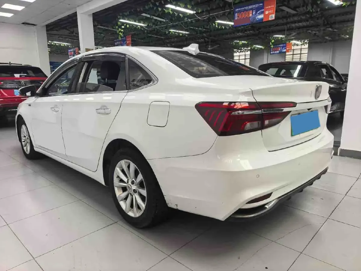 2017 Roewe i6 1.0T 125HP L3 2AT PHEV,autocango,china used car exporter,china ev exporter,chinese used car exporter,chinese used ev exporter