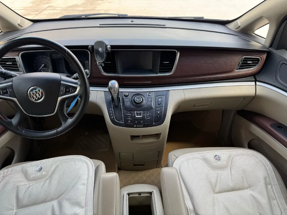 2018 Buick GL8 2.0T 260HP L4 6AT,autocango,china used car exporter,china ev exporter,chinese used car exporter,chinese used ev exporter