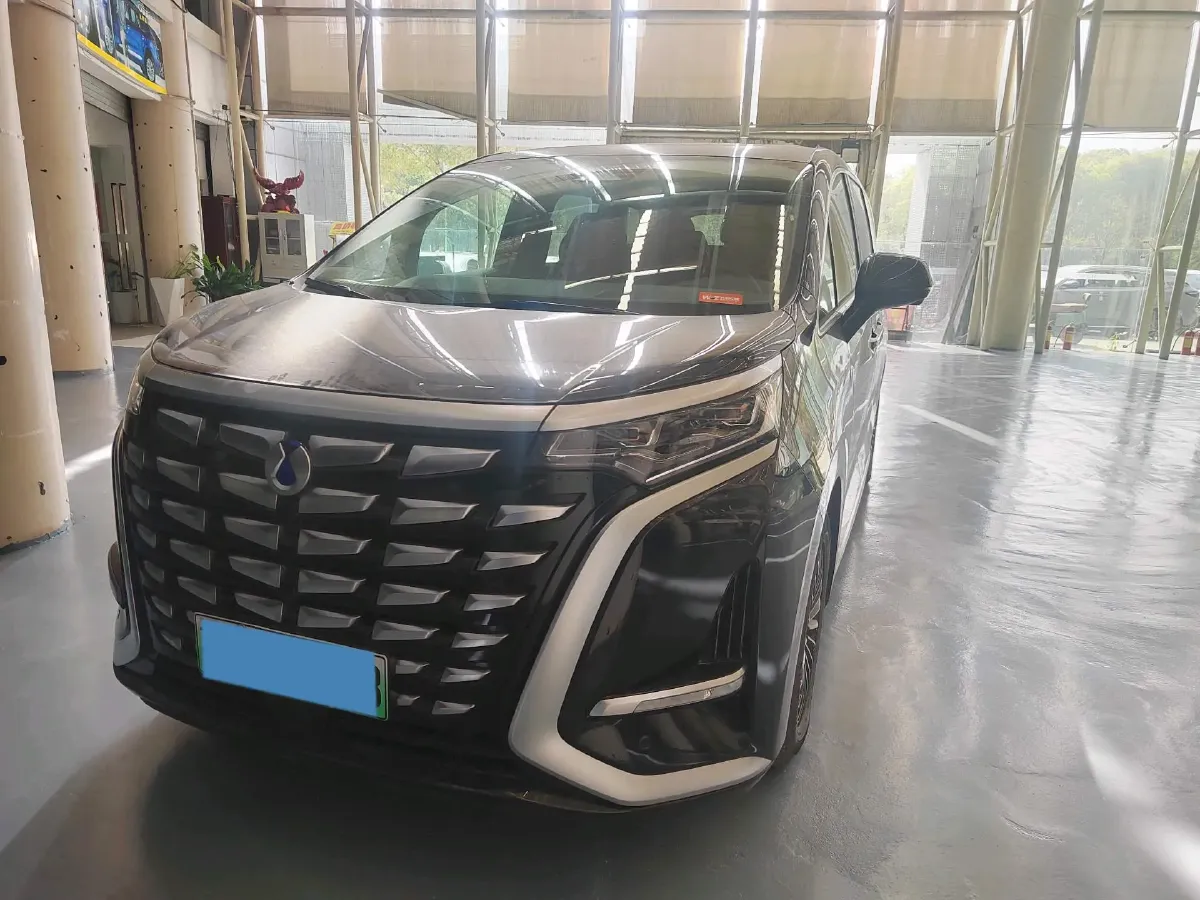 2022 Mercedes-Benz GLC Class 2.0T 197HP L4 9AT,autocango,china used car exporter,china ev exporter,chinese used car exporter,chinese used ev exporter