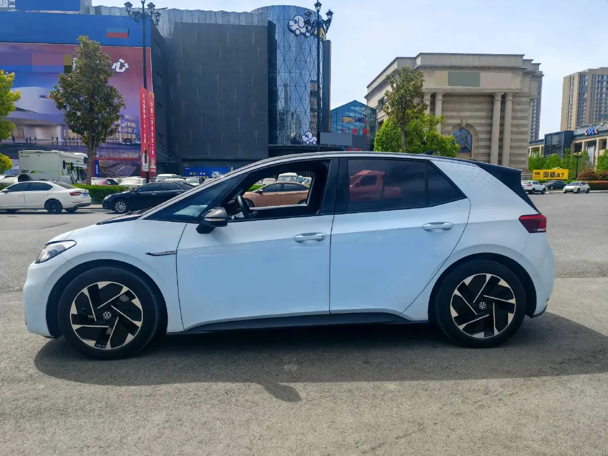 2023 Volkswagen ID.3 BEV 52.8KWH,autocango,china used car exporter,china ev exporter,chinese used car exporter,chinese used ev exporter